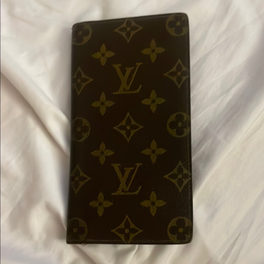 Louis Vuitton monogram wallet